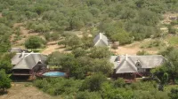 Nyati Safari Lodge