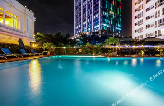 土龍木貝卡麥克斯酒店