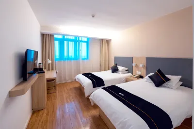 Jiangcheng Hotel (Wuhu Fangte Phase 2 Ocean Park) Hotels near Jiuzi Night Performance Art Town