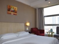 速8酒店(上海徐家汇店) - 高级大床房