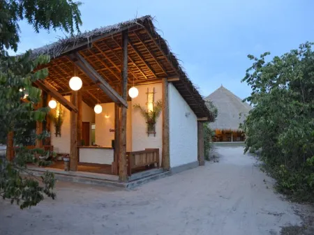 Giman Free Beach Resort Pasikuda Отели в г. Баттикалоа