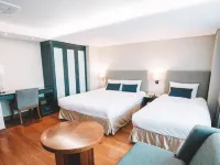 Hotel Prince Seoul Hotels near Yagsuam
