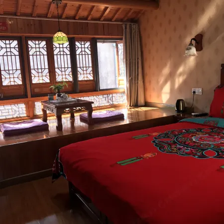 Jinshui Loutai Inn