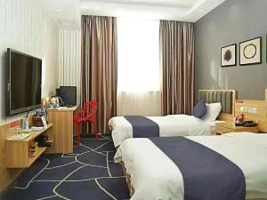 Yiwen Zhixing Fashion Hotel