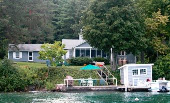 Skaneateles Suites Boutique Hotel