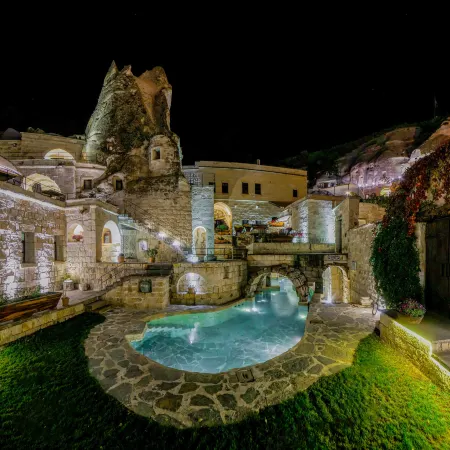 Anatolian Houses Cave Hotel & Spa Отели рядом с достопримечательностью «Al Nazar Church»