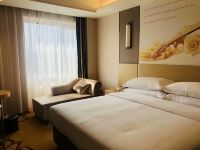 维纳斯国际酒店(惠东新世界店) - 高级大床房