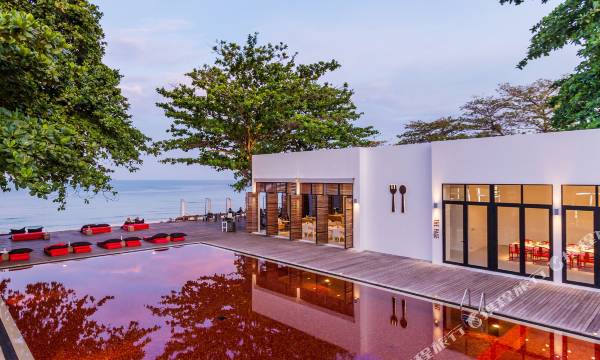 The Secret Pool Villas by the Library Koh Samui