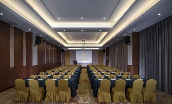 Vienna International Hotel (Danzhou Dingshang Square)