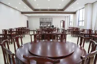 Yaxitai Hotel Hotels in Mengla