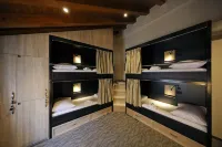 Downtown Boutique Hostel Hotel a 