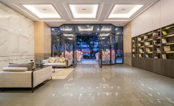 Yuefeng Hotel (Yangjiang Baili Plaza) - Housity