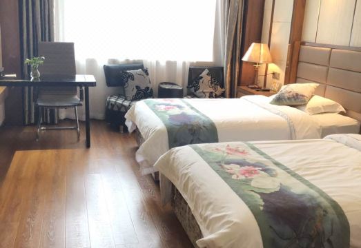 雁荡山雁旅山庄外景图