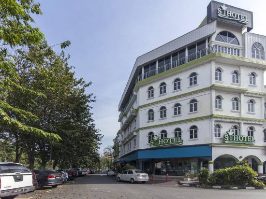 Adamson Inn Penang Penang 1 6 Price Address Reviews