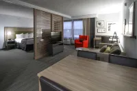 GreenTree Inn & Suites Phoenix Sky Harbor Hotels in South Mountain