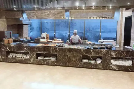 Wuwei Weilan Hotel Отели рядом со станцией Wuwei Railway Station