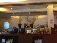 Pine-Breeze Hotel - فطور