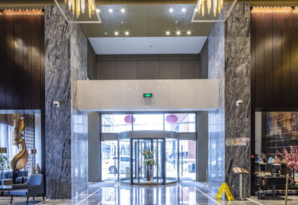 2. 상하이 루자쭈이..