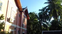 Villay Vanh Place House