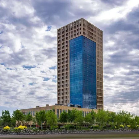 Xinjiang Runjin International Hotel (Kuitun Meimei Park)