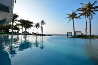 Chateau Beach Resort - Beach