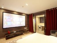 南京蓝金酒店公寓 - 红黑相间品质影音房