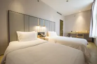 HanTing Hotel (Shanghai Jing'an Temple Subway Station) Hotels in Shanghai