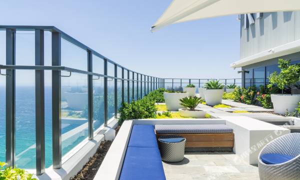 Rhapsody Resort - Official