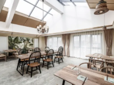 Yashangyinting Hotel [The first choice for overseas tourists] Hotels in Leshan