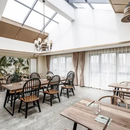 Yashangyinting Hotel [The first choice for overseas tourists]