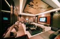 HezhouYuanboyuanHotSpringResort - palestra