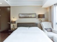 青岛一澜未央酒店式公寓 - 精致豪华大床