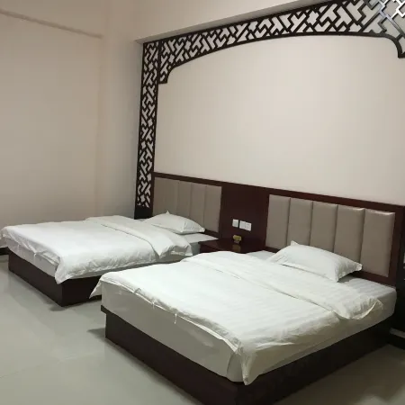 Yunfang Hotel, Luchuan