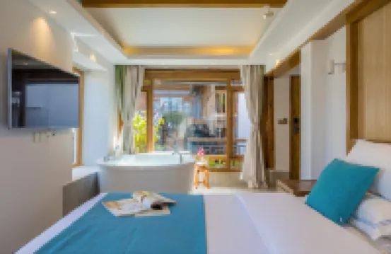 Manty House (Lijiang) Hotels near Lion Hill