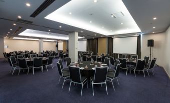 Rydges Canberra, an EVT hotel