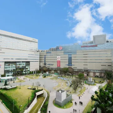 Solaria Nishitetsu Hotel Fukuoka Отели рядом с достопримечательностью «Железнодорожная станция Акасака»