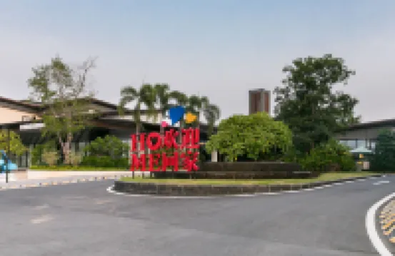 Aden Resort in Sanya Haitang bay