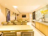 City Comfort Inn Hotel (Qinzhou Pubei People's Hospital Bus Station)