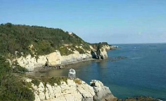 Flying E-sports Hotel (Golden Rock Beach )
