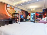 艾丽思酒店公寓(桂林北站旗舰店) - 超能大白主题大床房