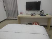 广州有间主题公寓 - 特价大床房