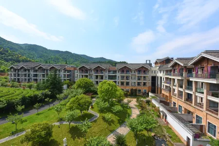 Ming Resort & Spa Отели рядом с достопримечательностью «Longshan Park (South Gate)»
