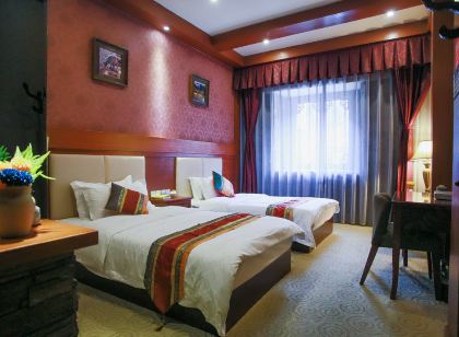 藍月山谷酒店（稻城亞丁景區店）