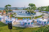 Harris Resort Barelang Batam