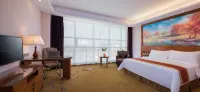 Vienna International Hotel (Tongliao Kerqin) Hotels near Inner Mongolia Horqin Vocational College of Art