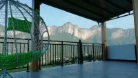 Liaoshan Yunju (Enshi Grand Canyon Scenic Area)