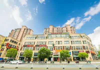 Fenghuang Huating Hostel