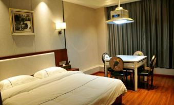 Quxian Shengjie Hotel