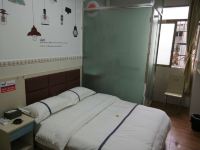 青年公寓(广州香雪地铁站店) - 标准大床房