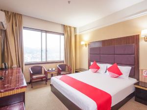 Gezihua Business Theme Hotel Wufeng